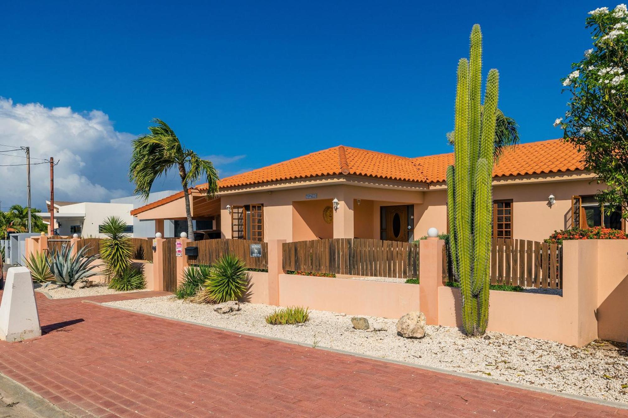 Sunrise Villa Is Gorgeous For Daily Views Of Sunrises And Sunsets Palm Beach Exterior foto
